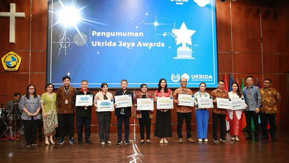 Awards presentation in Jakarta
